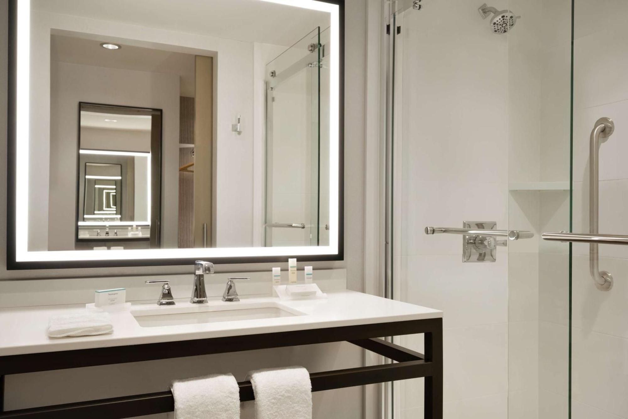 Hilton Garden Inn Newtown Square Radnor Exterior photo