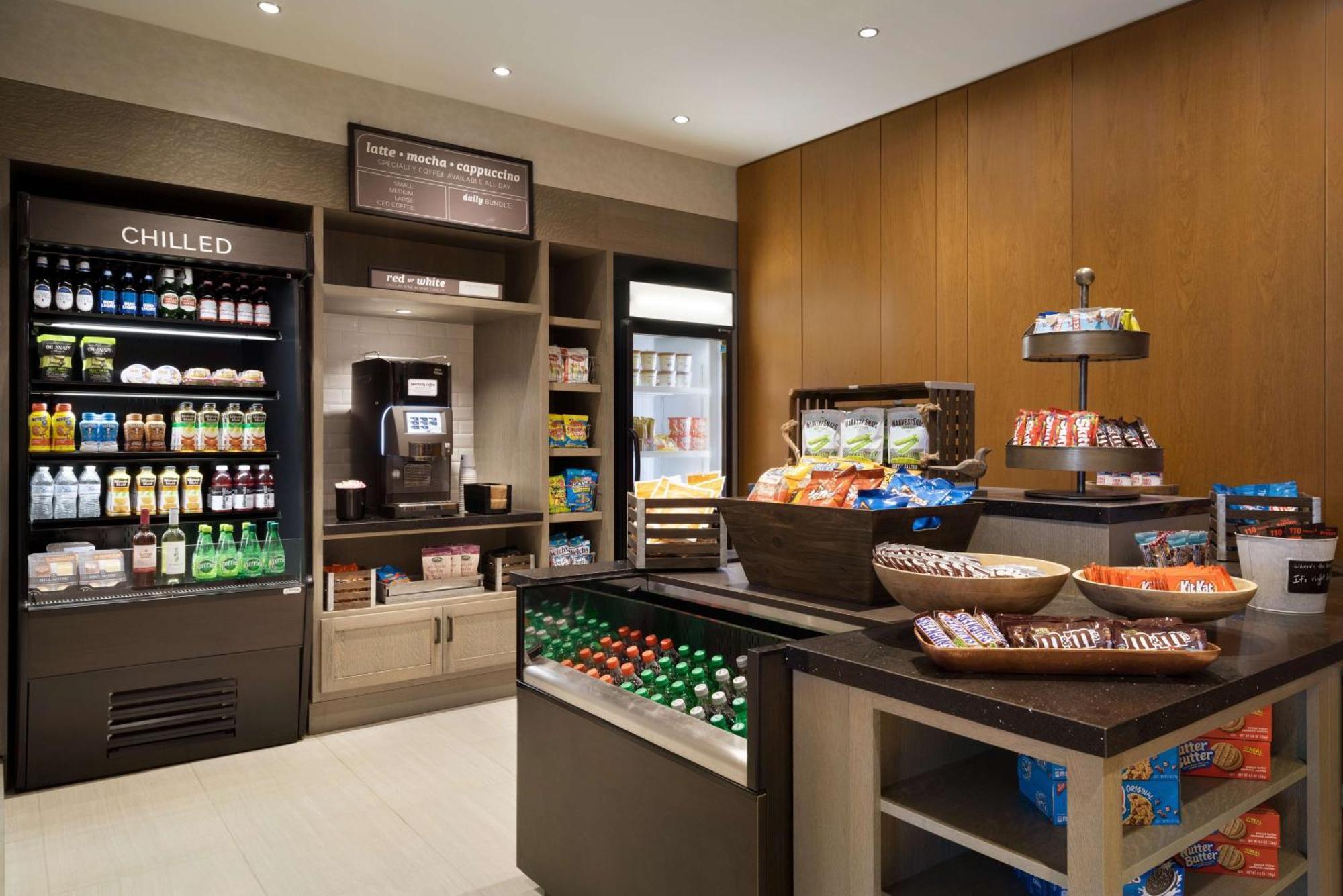 Hilton Garden Inn Newtown Square Radnor Exterior photo