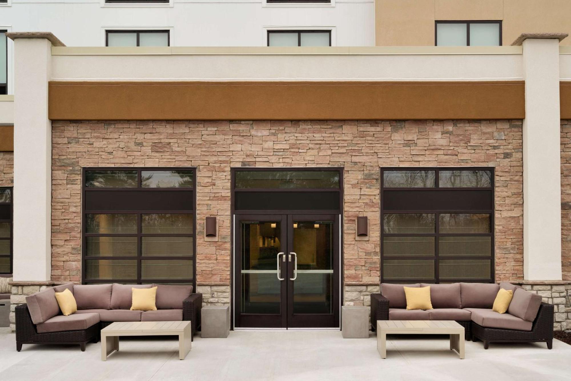 Hilton Garden Inn Newtown Square Radnor Exterior photo